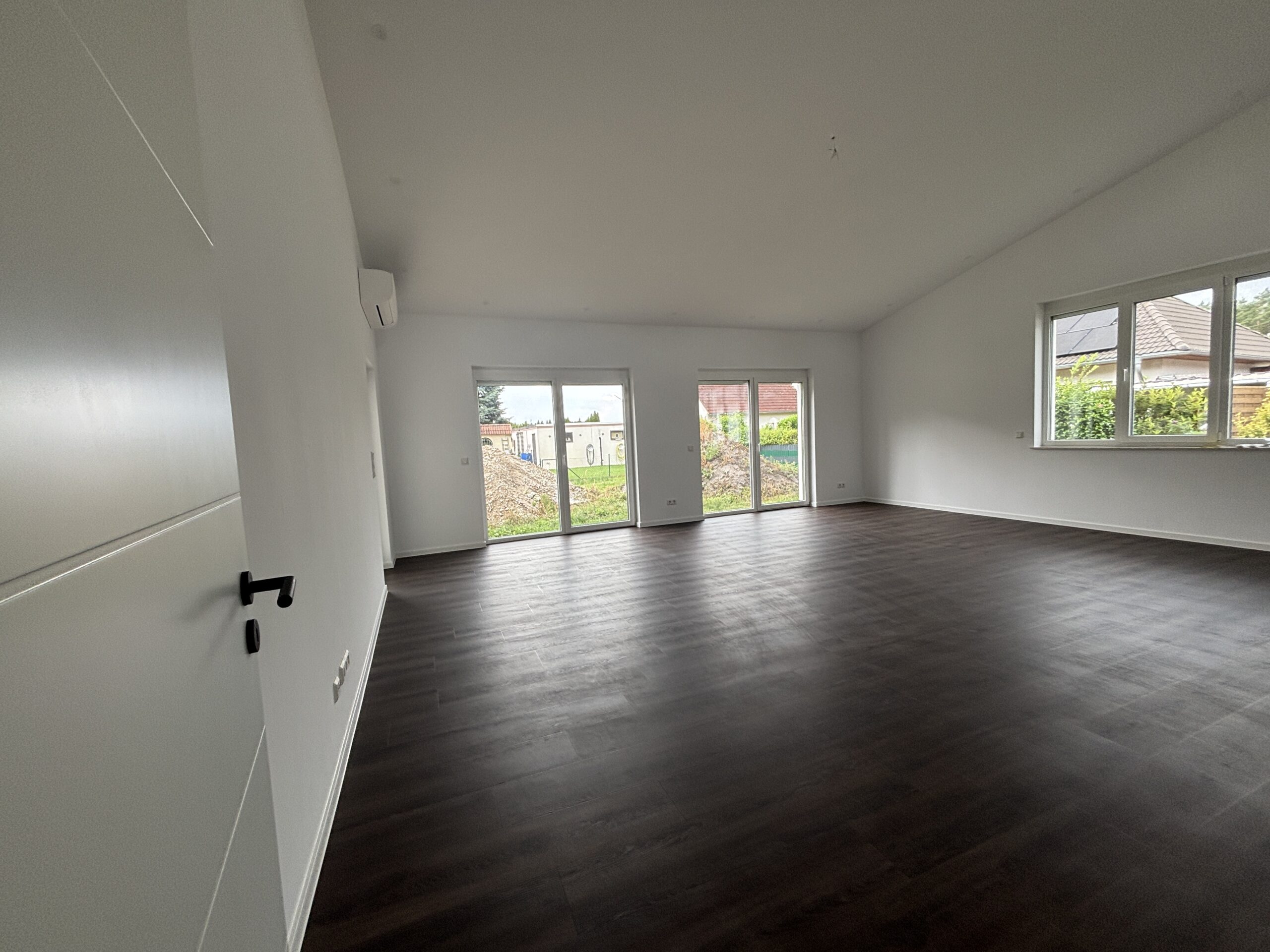 Blick ins Wohnzimmer
