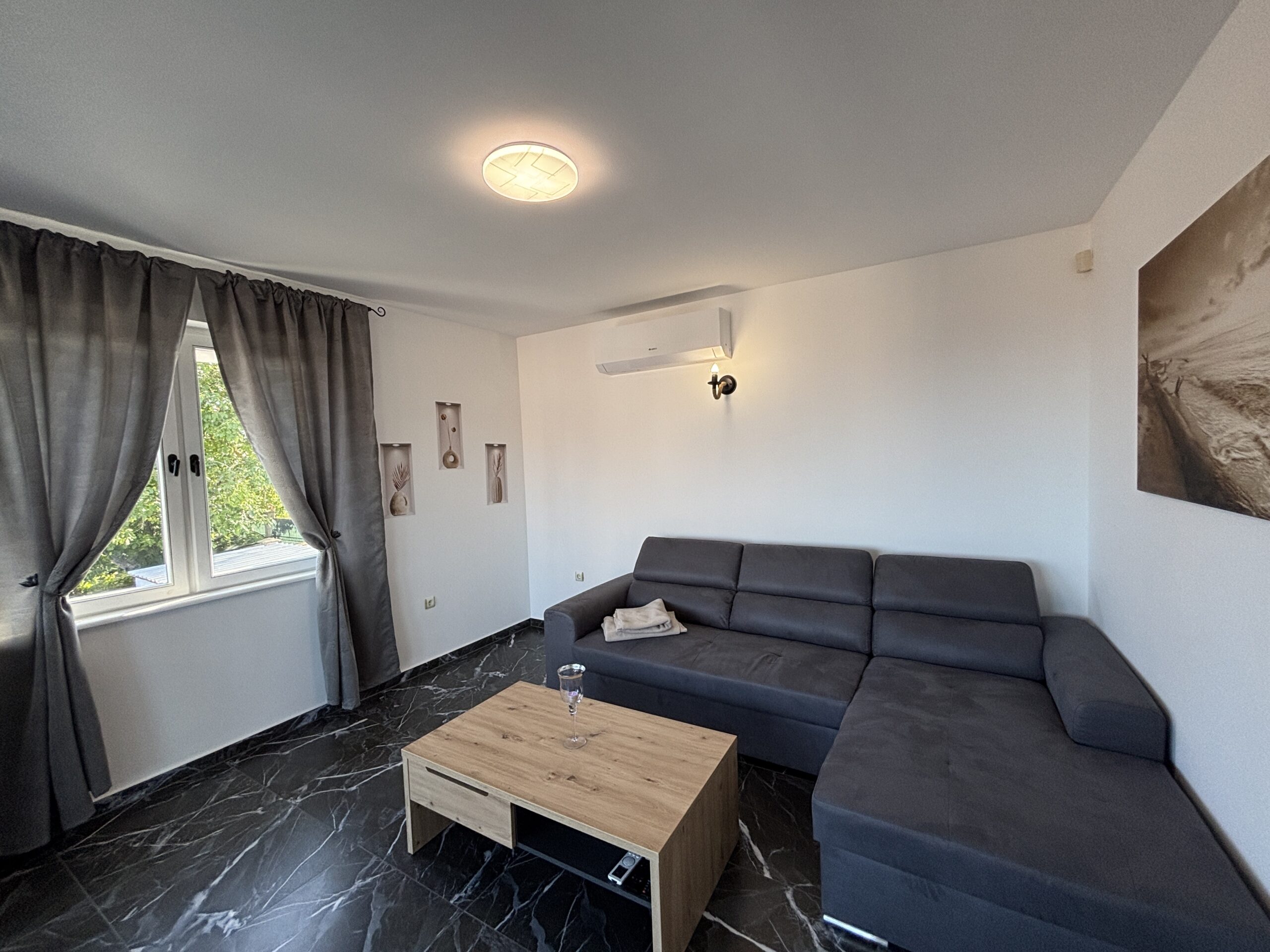 Wohnzimmer II
